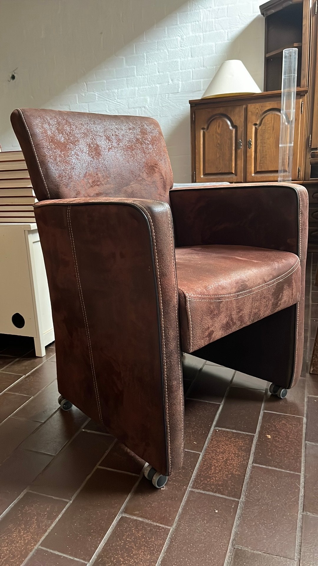 2 losse stoelen met wielen GRATIS, Ophalen, Zo goed als nieuw, Bruin, Twee