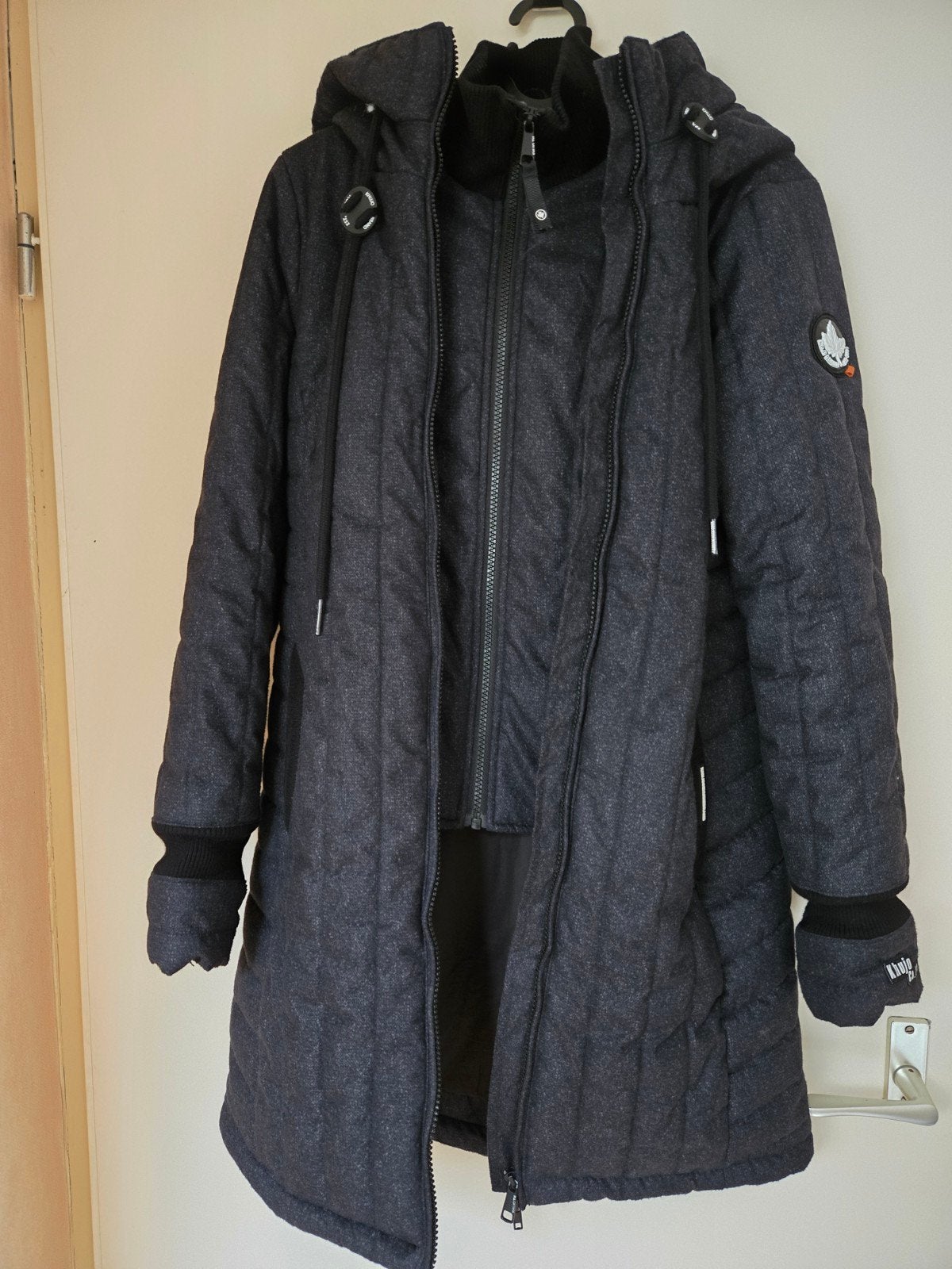 Khujo warme gewatteerde winterjas / halflange parka, Kleding | Dames, Khujo, Ophalen of Verzenden, Zo goed als nieuw, Maat 36 (S)
