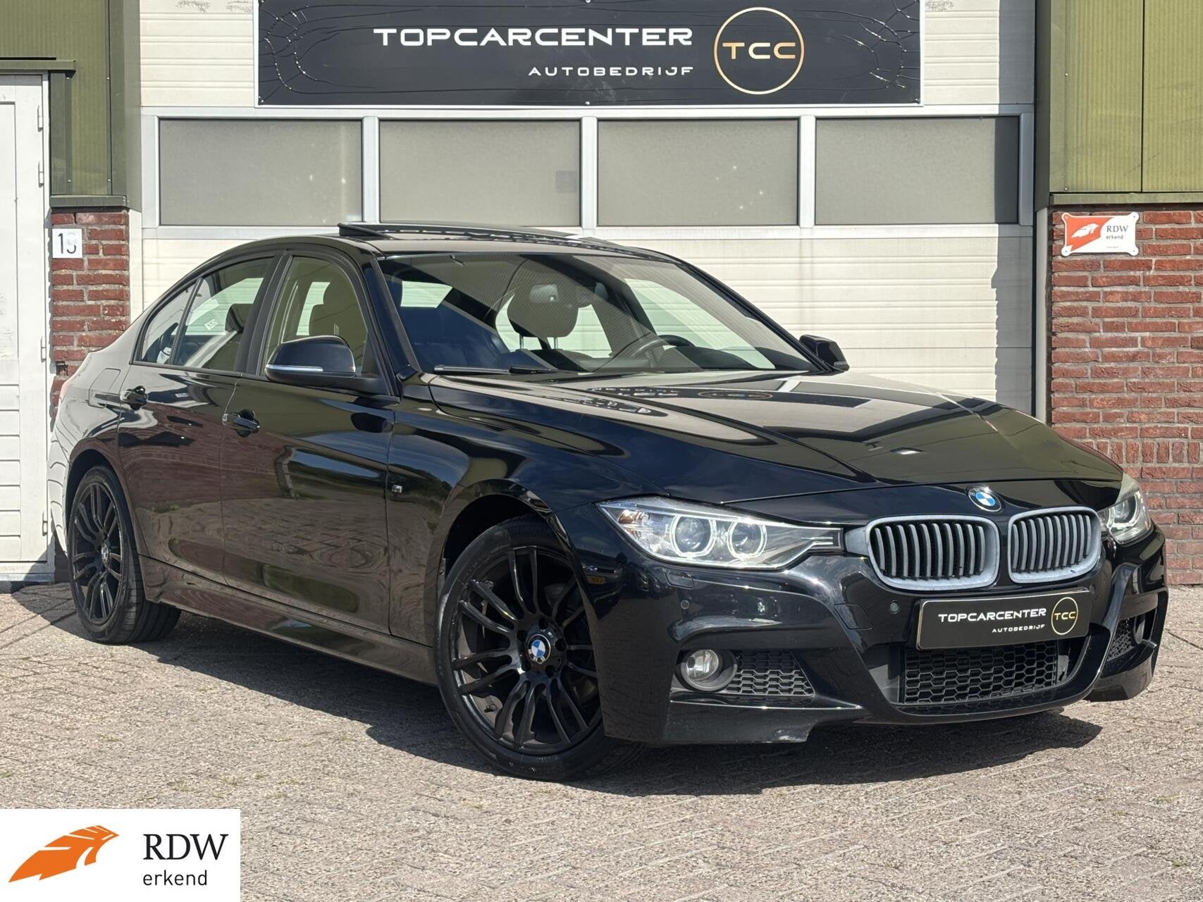 BMW 3-serie 316i High Exe/AUT/NAVI/STOELV/LEER/PARKS/APK/NAP, Auto's, Automaat, Gebruikt, Euro 6, 4 cilinders