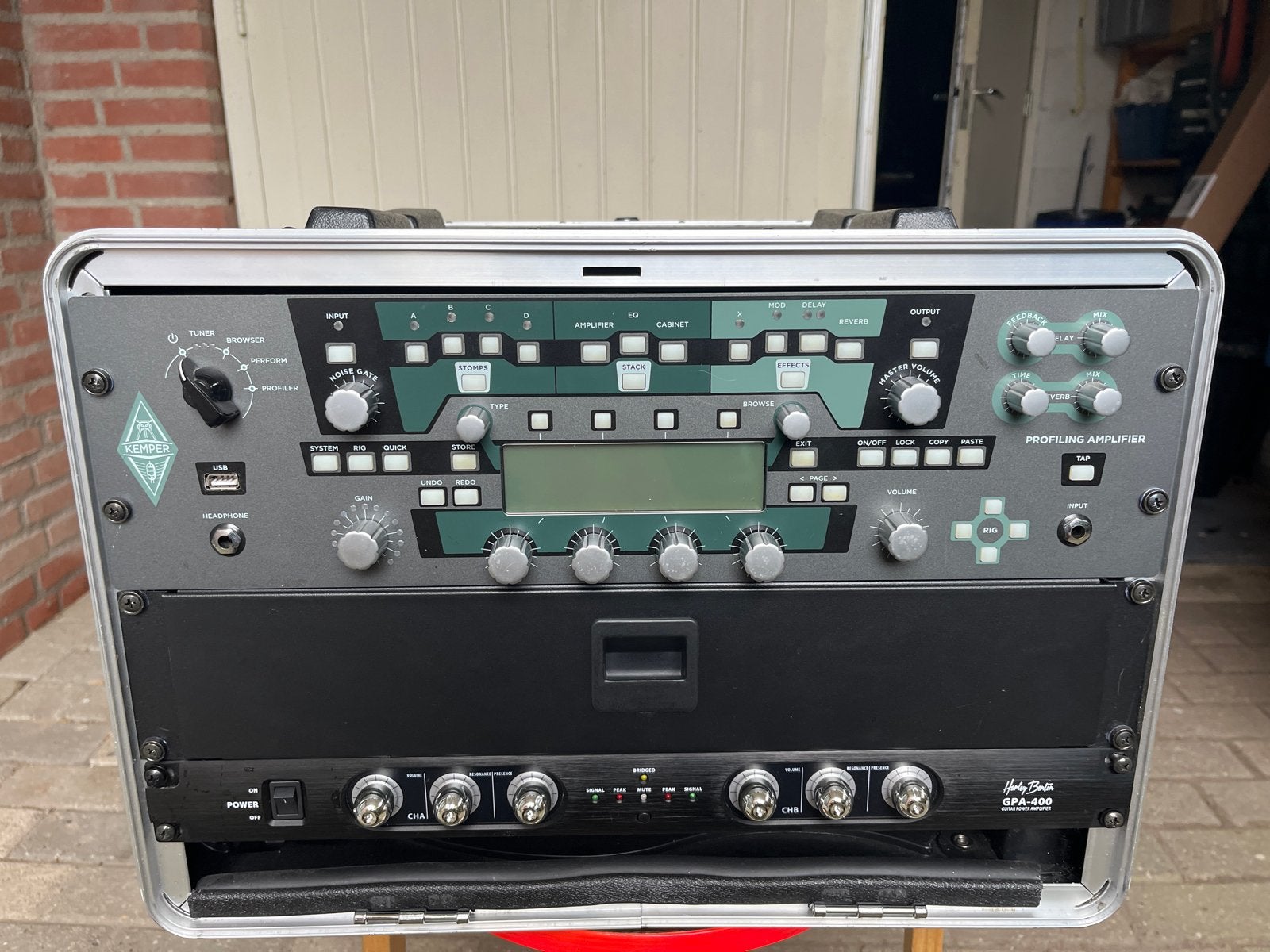 Kemper rack met Harley Benton GPA-400 flightcase en remote, Ophalen of Verzenden, Zo goed als nieuw, 100 watt of meer