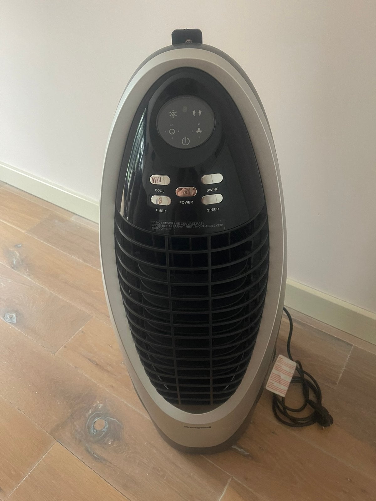 Honeywell luchtkoeler CS10XE 100W zwart/grijs, Ophalen, Ventilator met afstandsbediening, Zo goed als nieuw, Torenventilator