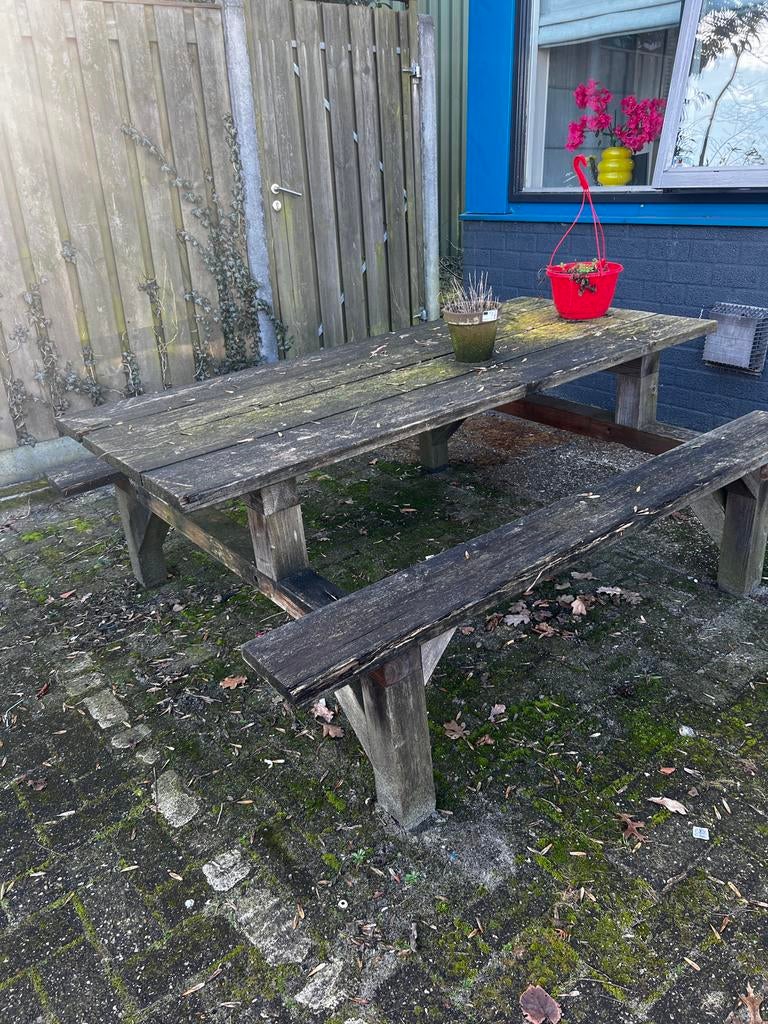 Gratis af te halen: houten picknicktafel, Ophalen, Gebruikt, Rechthoekig, Hout