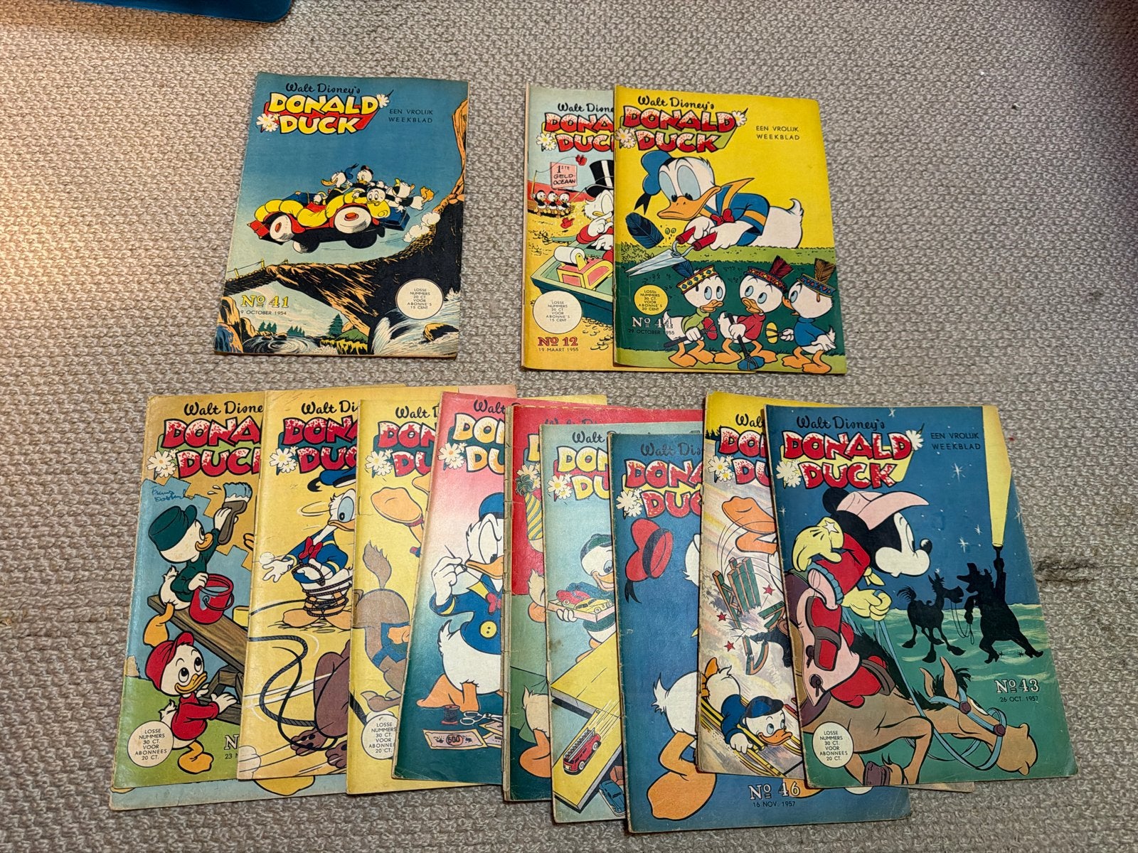 Donald Duck stripboeken - Diverse nummers, Meerdere stripboeken, Ophalen of Verzenden, Gelezen