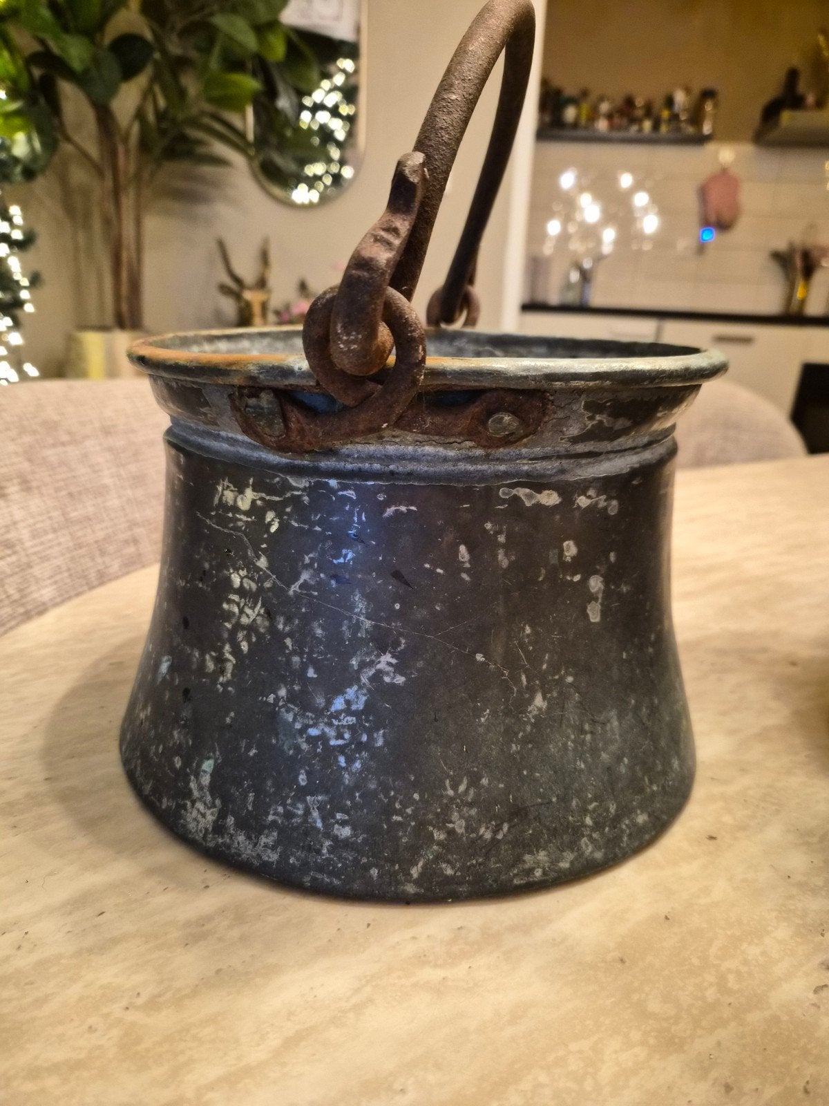 antieke koperen ketel., Ophalen, Koper