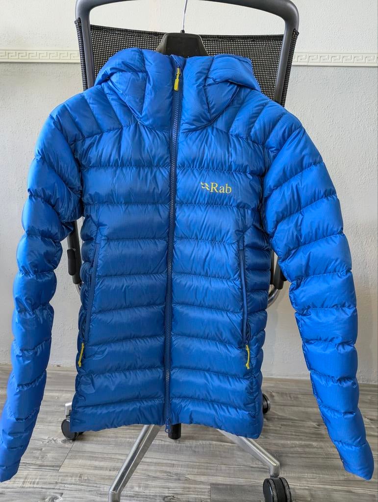 Rab Electron Pro donsjas maat S blauw, Ophalen of Verzenden, Zo goed als nieuw, Blauw