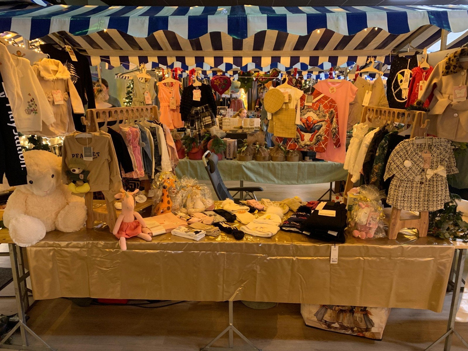 Te koop een kleine collectie kinderkleding, Ophalen, Nieuw