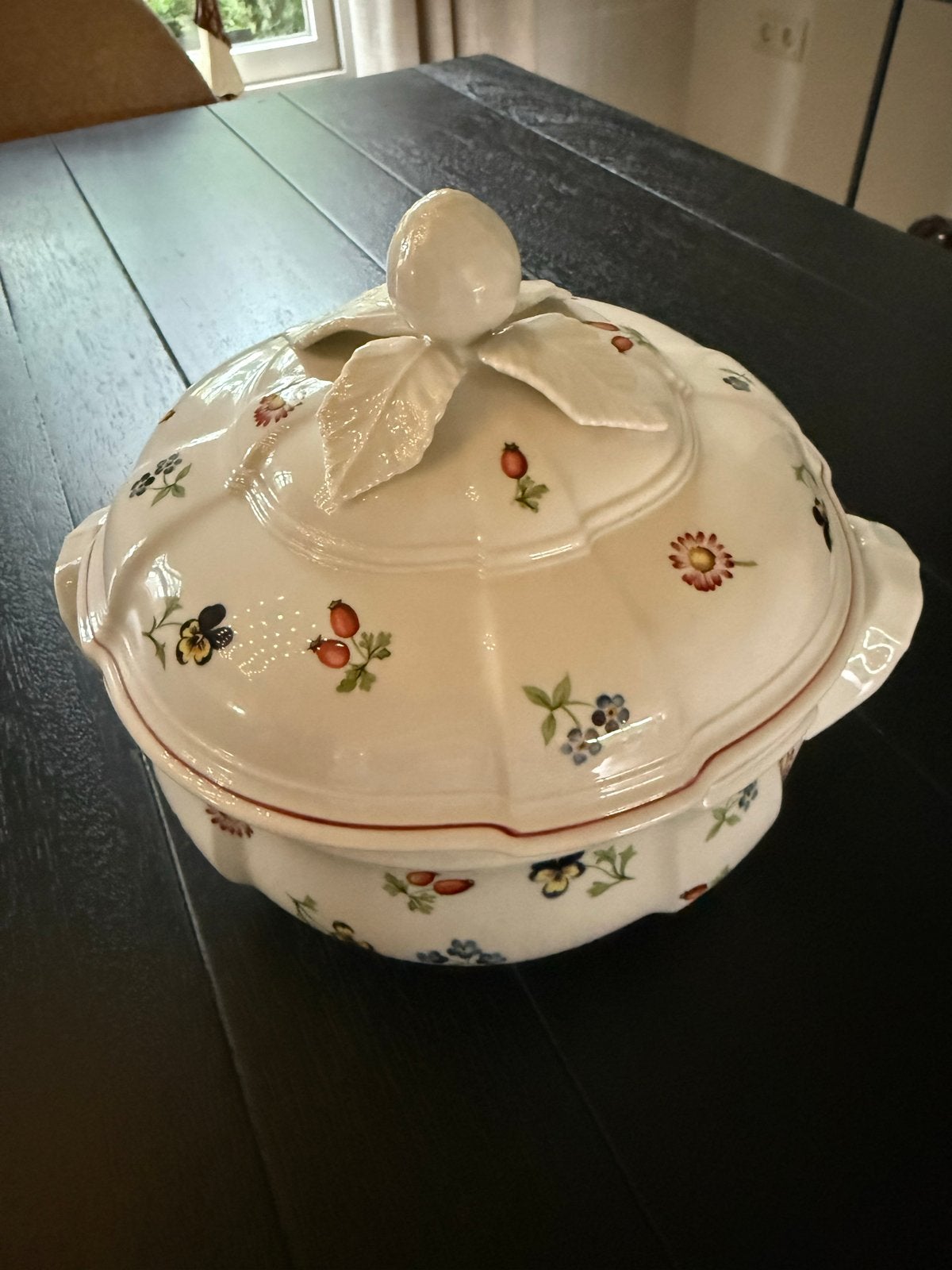 Villeroy & Boch Petite Fleur  Terrine met Deksel, Ophalen of Verzenden