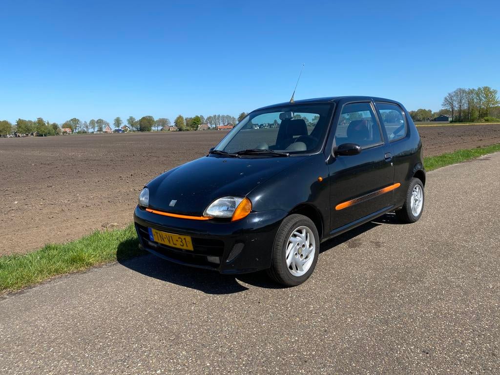 Fiat Seicento 1.1 Sporting 1998 Zwart gereserveerd, Voorwielaandrijving, Stof, Radio, Zwart
