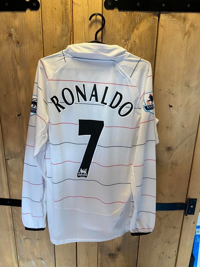 Ronaldo manchester united shirt maat L, Verzamelen, Sportartikelen en Voetbal, Ophalen of Verzenden, Zo goed als nieuw, Buitenlandse clubs