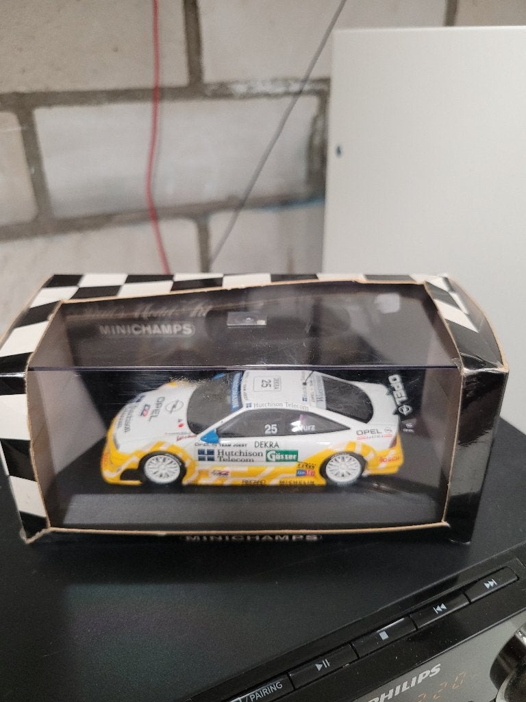 opel calibra ITC 1996 minichamps 1:43 A. Wurz, Ophalen of Verzenden, Zo goed als nieuw, Auto, MiniChamps