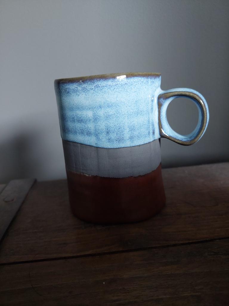 Te koop gevraagd: Nordal Denmark keramische mokken, Gebruikt, Keramiek, Ophalen of Verzenden, Overige stijlen