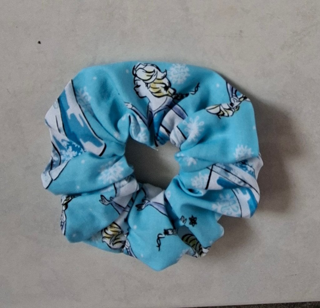 nieuw- Elsa ( Frozen) scrunchie/ haarelastiek, Ophalen of Verzenden, Overige figuren, Nieuw, Overige typen