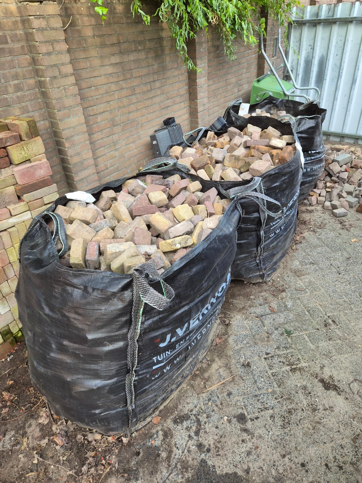 Bigbags met gebroken waaltjes - Ideaal voor sierbestrating, Ophalen, Overige materialen, Gebruikt, Overige typen