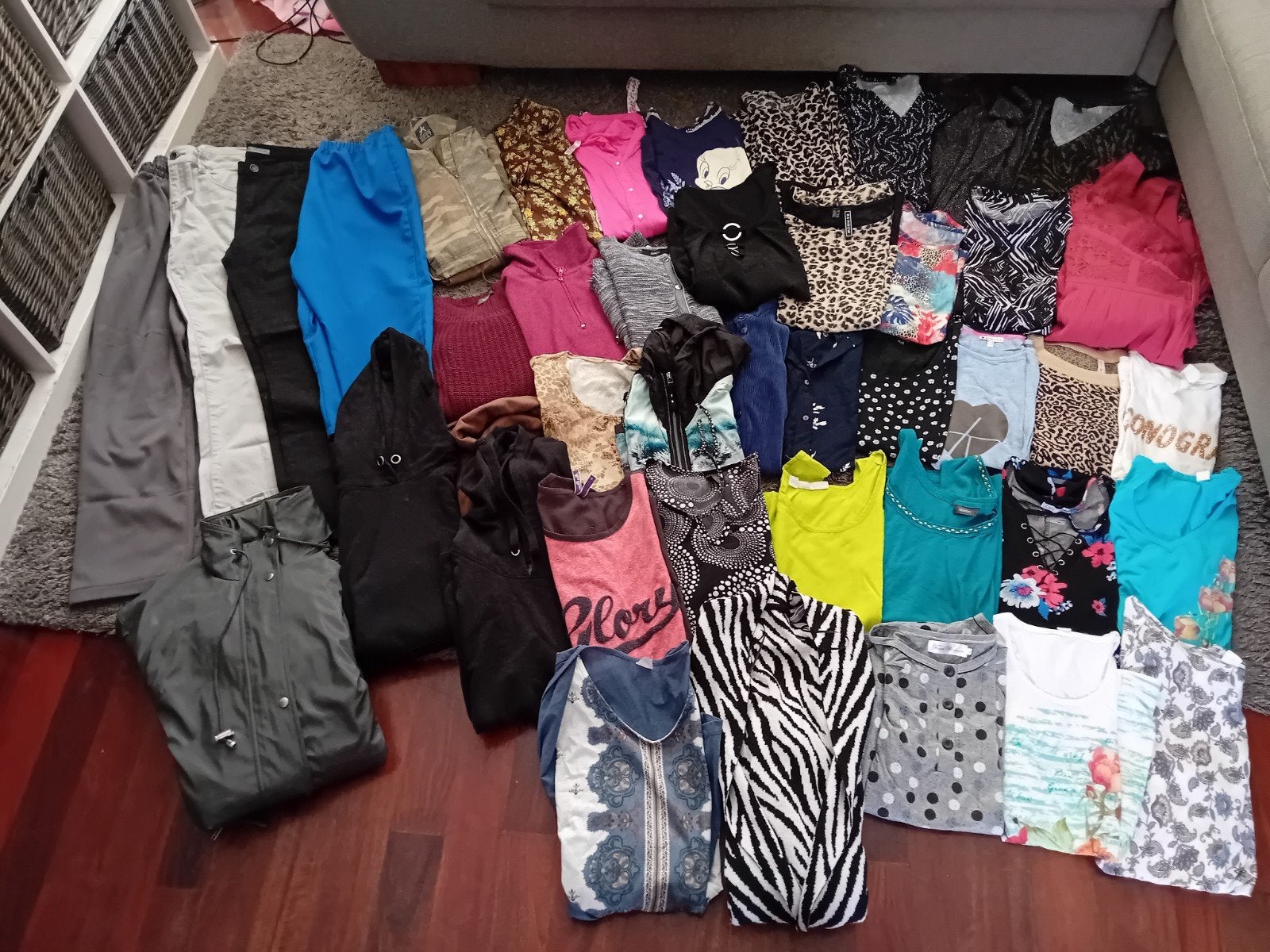 Pakket dameskleding L,XL,XXL 33 stuks, Ophalen, Zo goed als nieuw, Maat 42/44 (L)