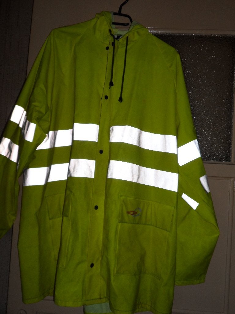 Regenjas, L, reflecterende strepen, met capuchon, Ophalen of Verzenden, Zo goed als nieuw, Regenjas, Heren