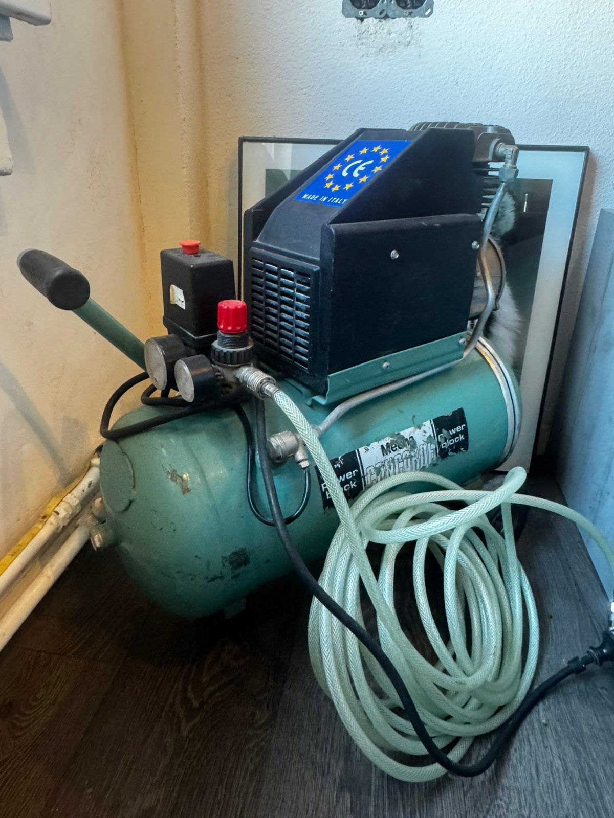 Mecha concorde compressor 25l, Ophalen, Gebruikt, 6 tot 10 bar, Minder dan 200 liter/min