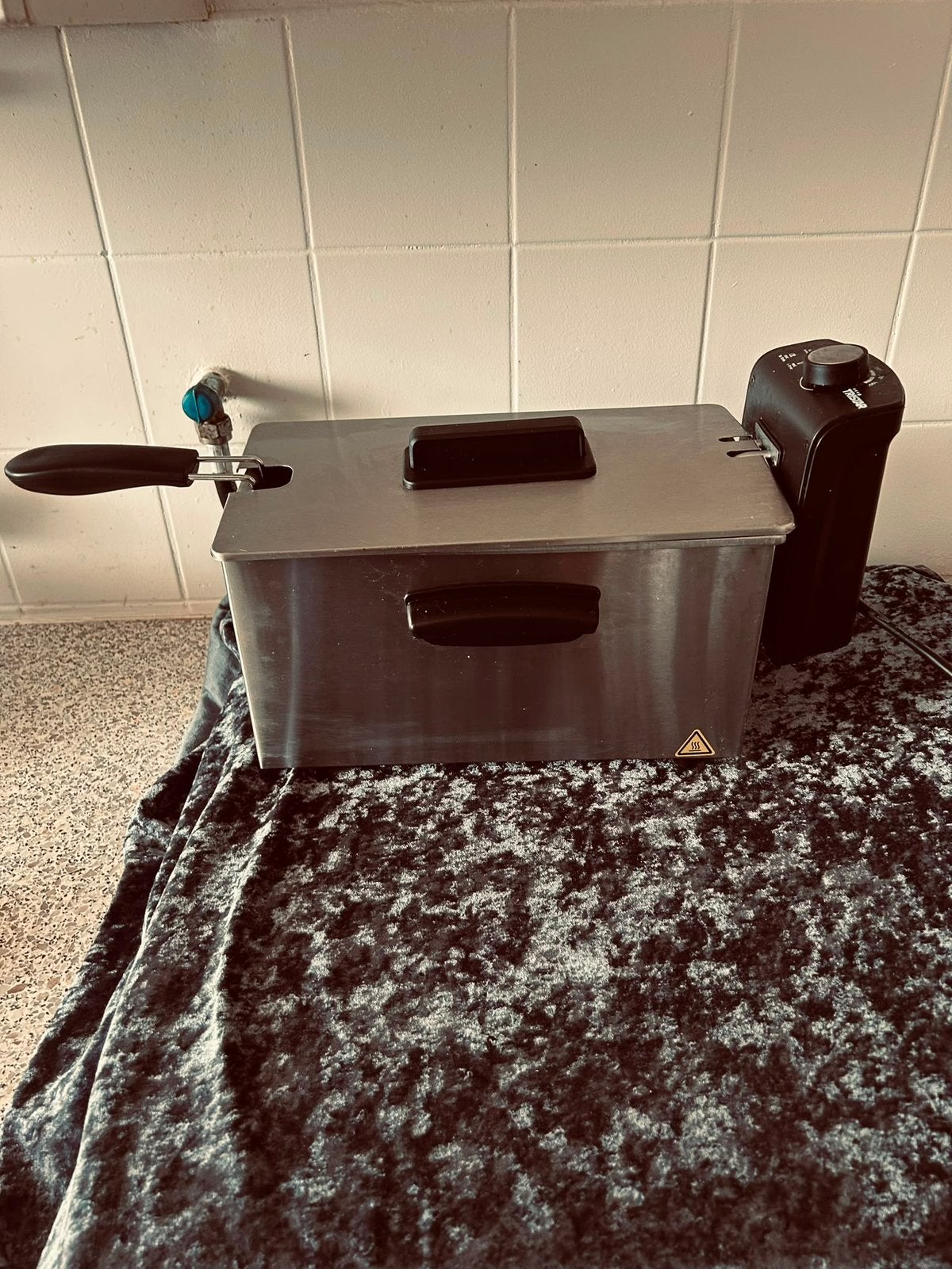 Goedewerkende TriStar friteuse, 2 tot 3 liter, Ophalen of Verzenden, Zo goed als nieuw