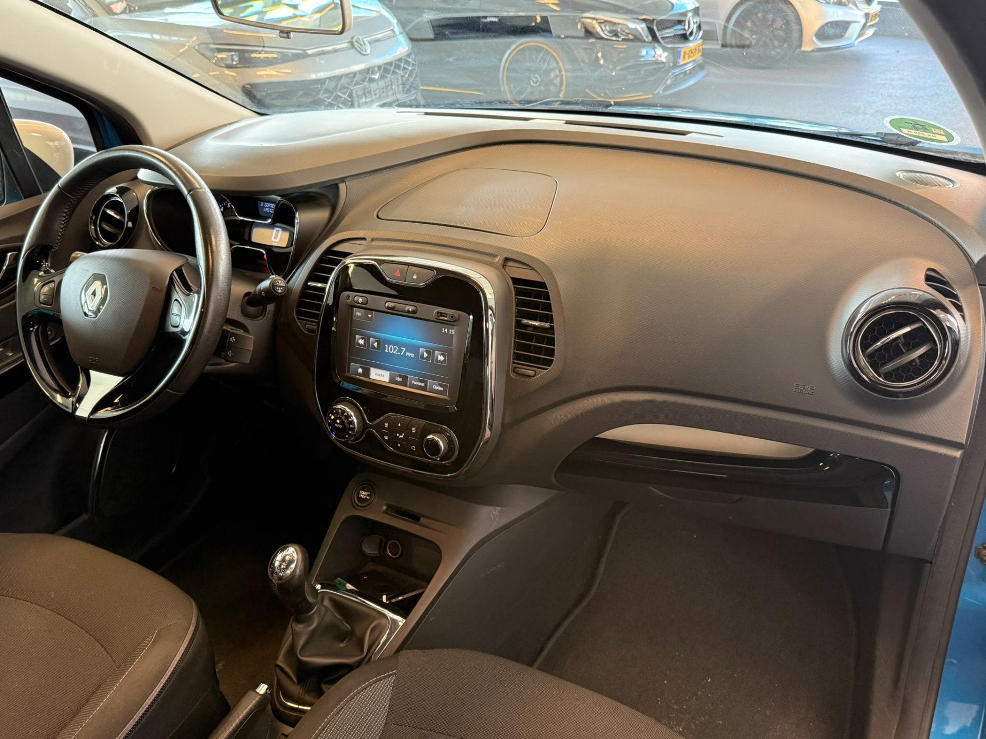 Renault Captur 0.9 TCe Dynamique | Cruise control | Climate, Auto's, Voorwielaandrijving, Stof, Gebruikt, Zwart