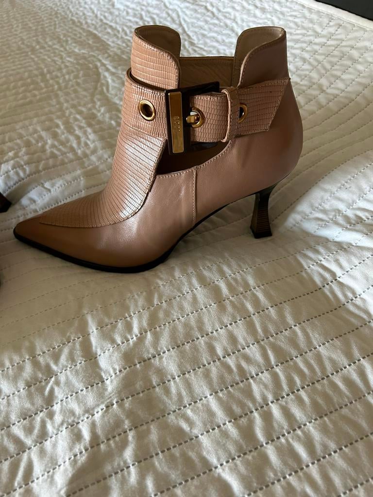 Mooie schoenen van Lodi, Overige kleuren, Lage of Enkellaarzen, Ophalen of Verzenden, Zo goed als nieuw