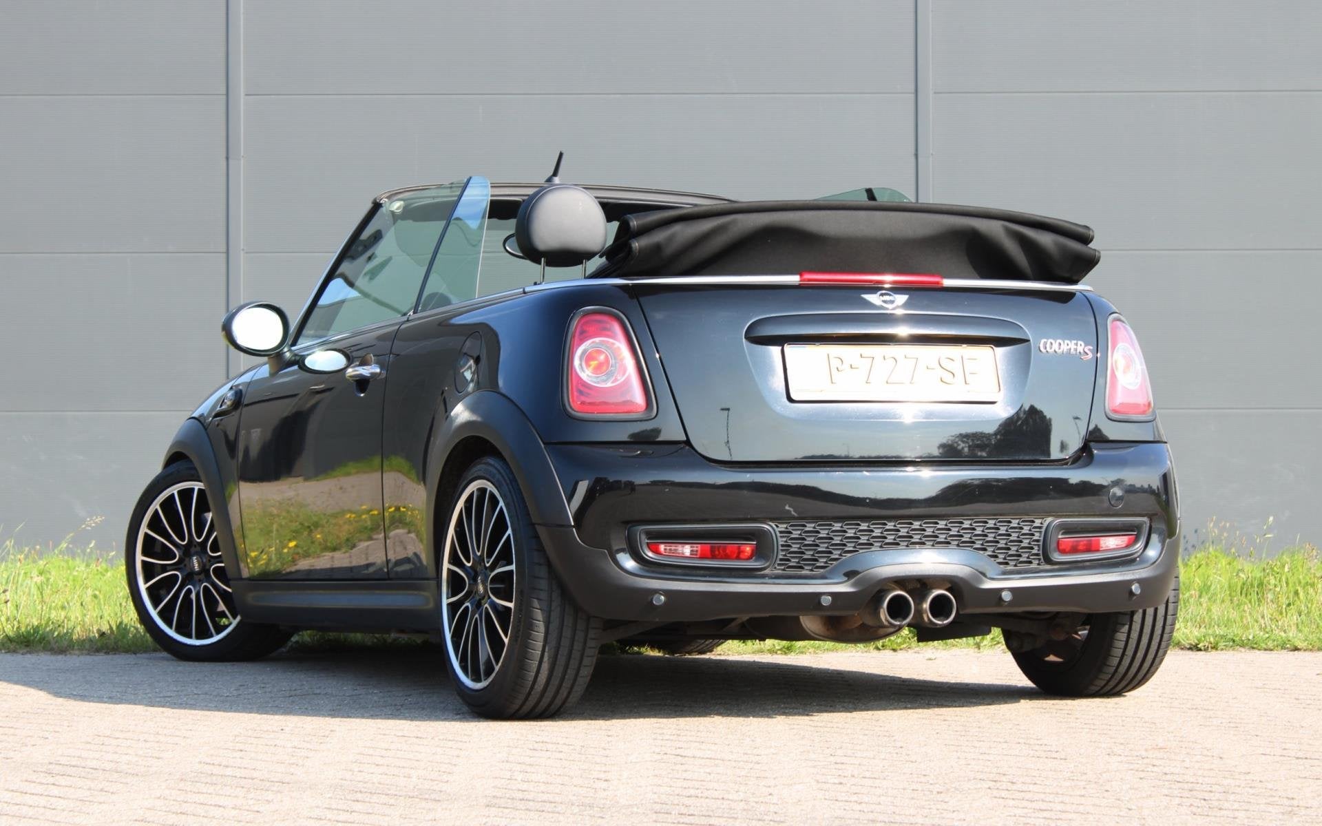 Mini Mini Cabrio 1.6 Cooper S Chili Leder Xenon Sportonderst, Auto's, Voorwielaandrijving, Euro 5, Gebruikt, Zwart