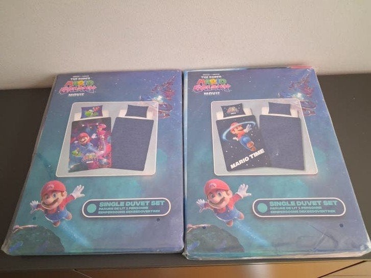 Super Mario Galaxy Dekbedovertrek nieuw Eenpersoons, Ophalen of Verzenden, Nieuw, Eenpersoons, Dekbedovertrek