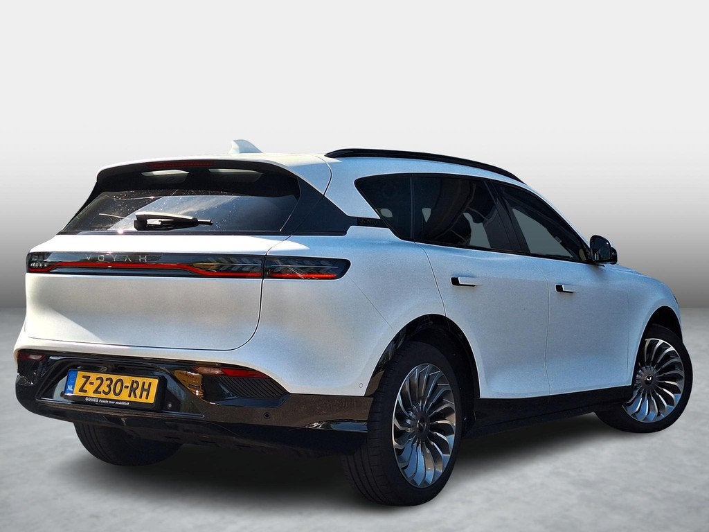VOYAH Free Flagship | Black Line Exterieur | Black Line Inte, Auto's, Voyah, Automaat, 12 maanden, Zwart, Wit