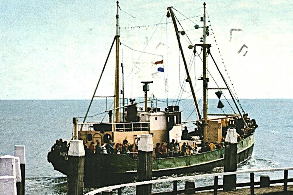 37114 Texel 80+ Gelopen met postzegel, Ophalen of Verzenden, 1980 tot heden, Gelopen, Waddeneilanden