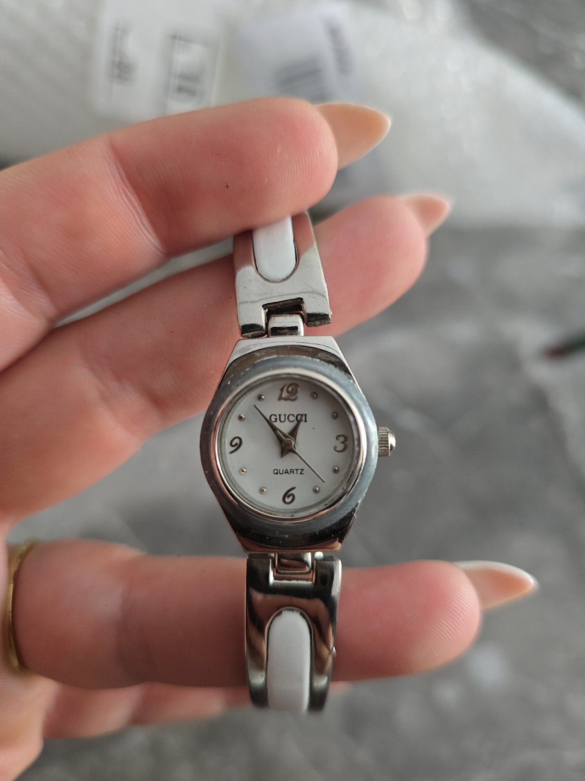 Gucci horloge geschrikt voor de kleine pols, Overige merken, Staal, Gebruikt, Staal