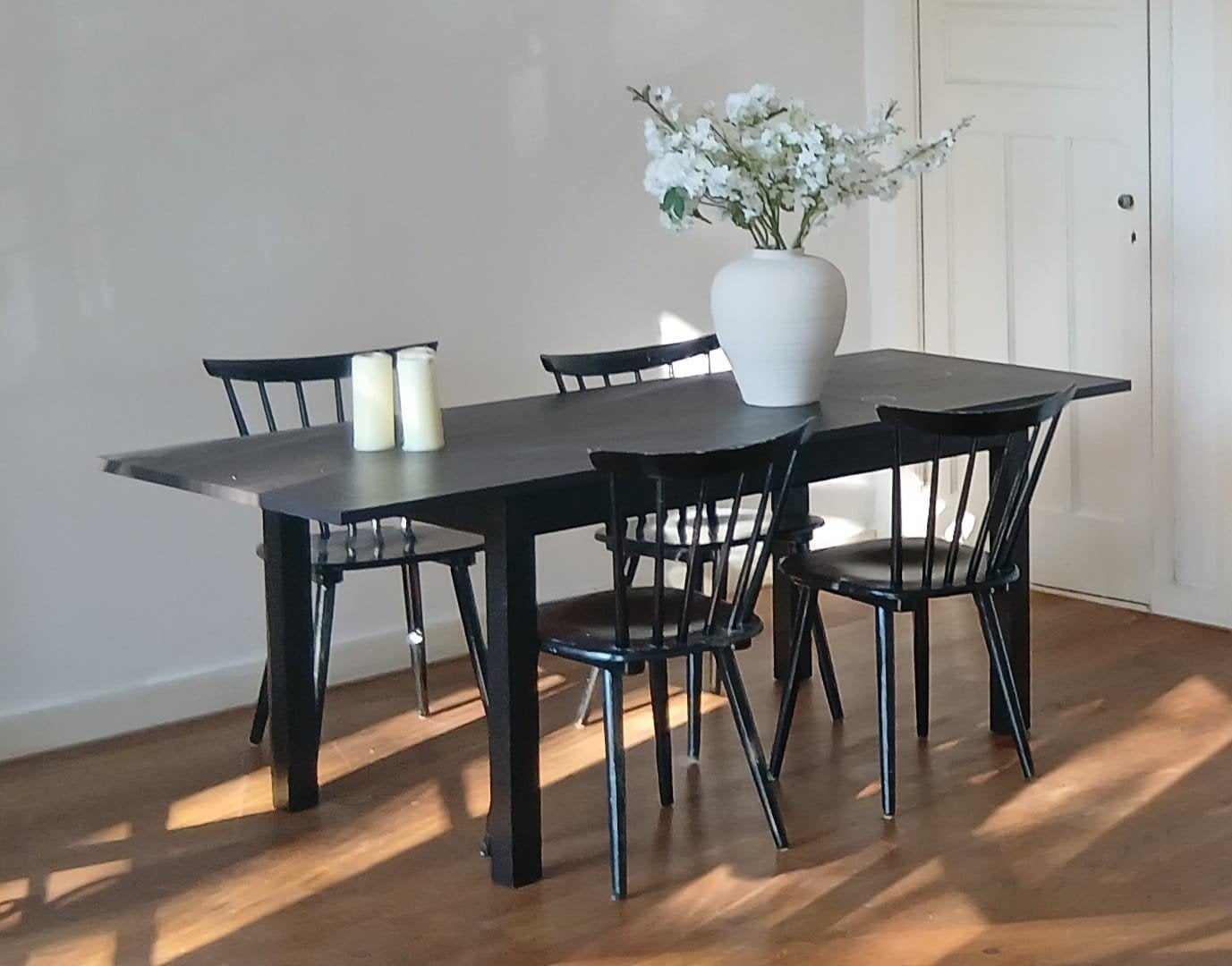 Roche Dubois stoelen en IKEA tafel, Huis en Inrichting, Ophalen of Verzenden, Gebruikt, Overige houtsoorten