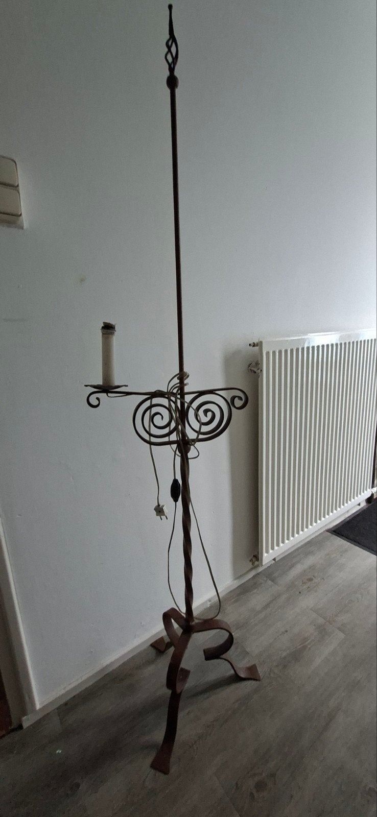 Vintage smeedijzeren staande lamp, zie beschrijving, Ophalen