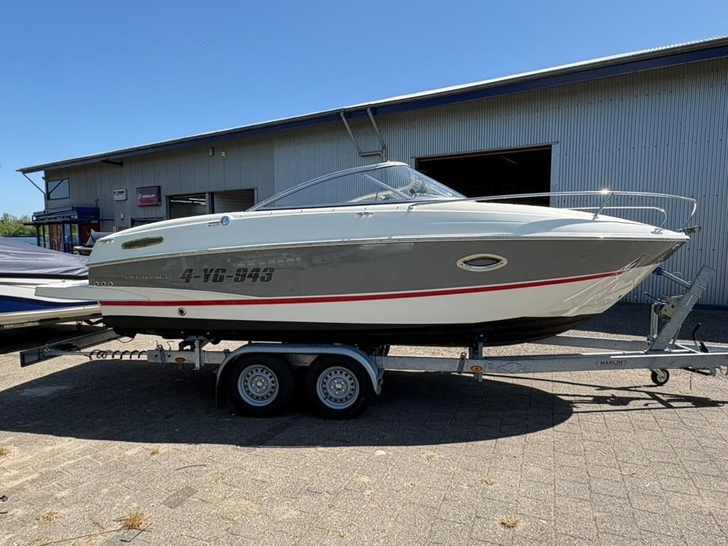 Zeer mooie Bayliner 642 Cuddy uit 2014 incl. Marlin trailer, Watersport en Boten, Ophalen, Gebruikt, Binnenboordmotor, 6 meter of meer