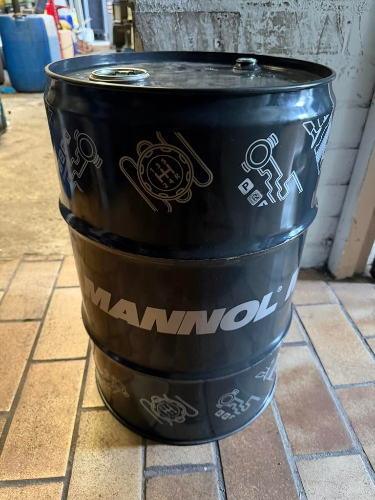 60 liter vat 15  euro per stuk, Ophalen of Verzenden, Zo goed als nieuw