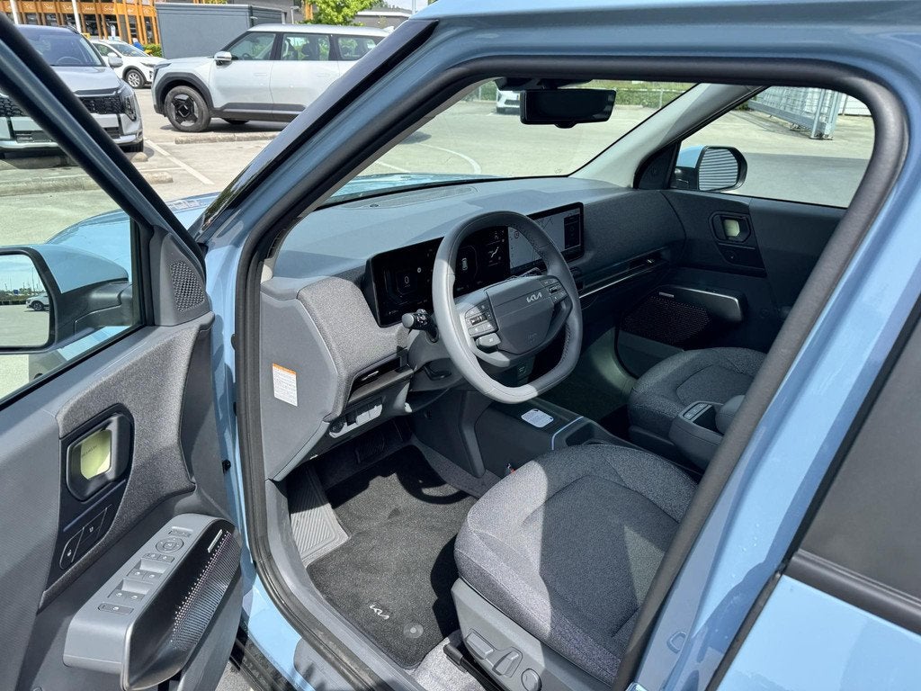 Kia EV2 Plus Advanced 42.2 kWh Demo Edition | Beschikbaar vo, Auto's, Kia, Stof, Gebruikt, Blauw, Te koop