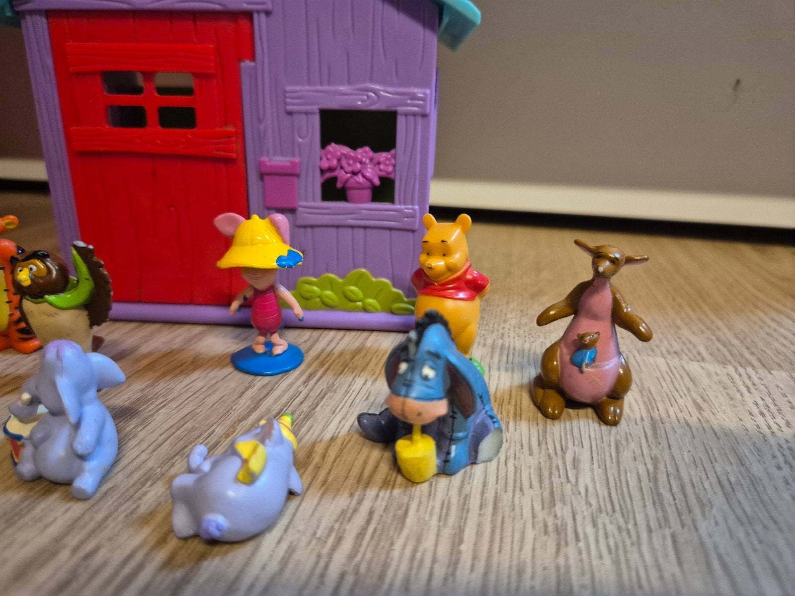 Winnie de Poeh huisje met poppetjes, Ophalen of Verzenden