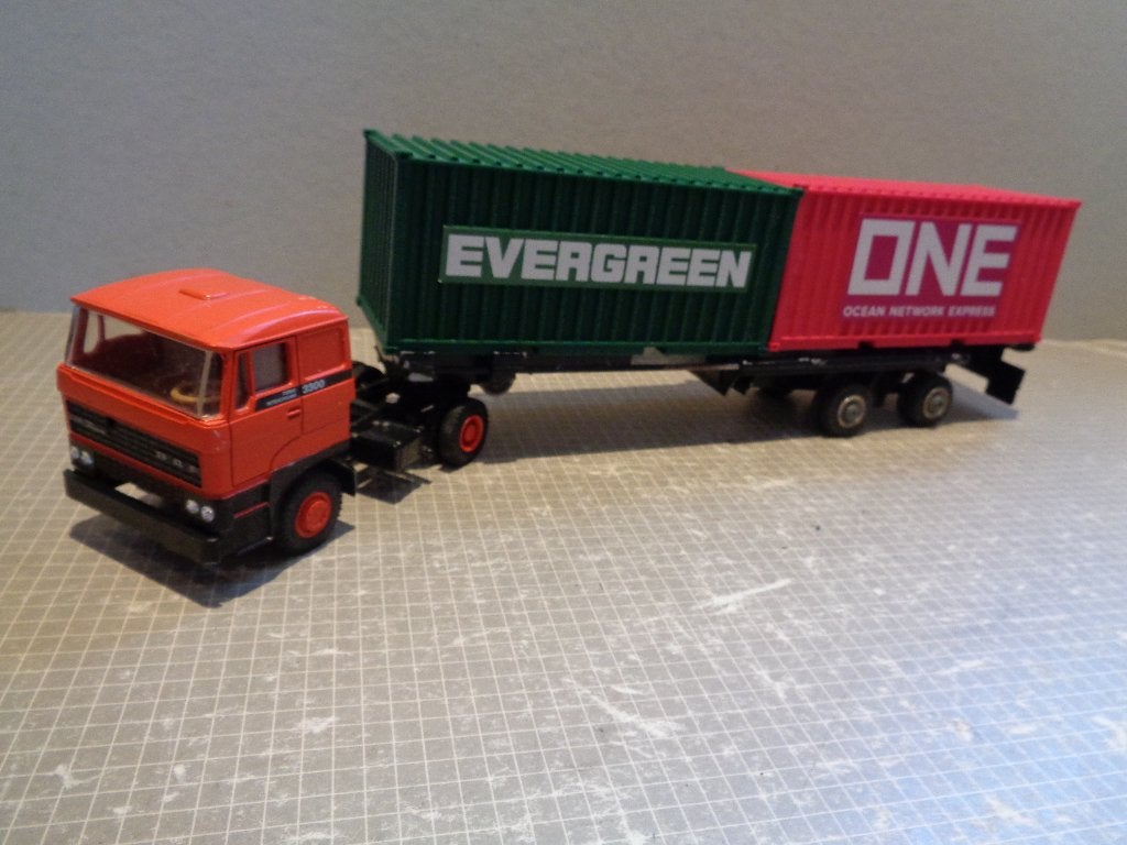 lion daf 3300 metchassis met twee 3d print containers, Ophalen of Verzenden, Zo goed als nieuw, Bus of Vrachtwagen, Lion Toys