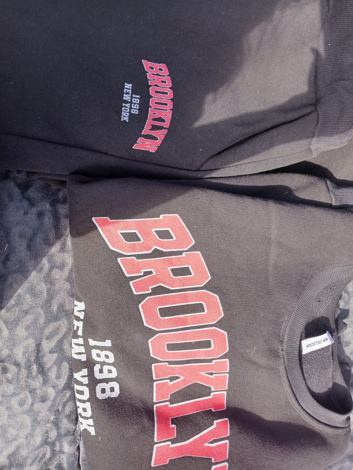 Brooklyn Joggingpak Maat L - Zwart met Rood Opschrift, Ophalen of Verzenden, Zo goed als nieuw