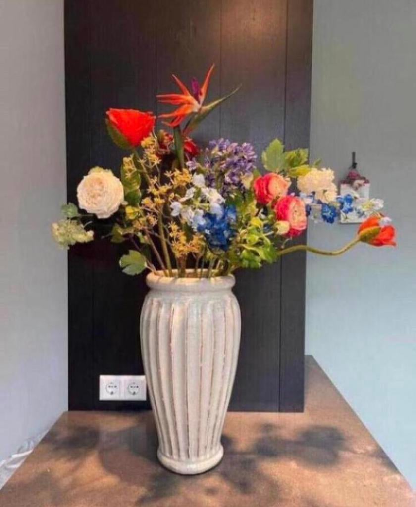 Grote Hoge Geglazuurde Oude Unieke Vaas Bloempot 68cm, 50 tot 75 cm, Wit, Aardewerk of Porselein, Ophalen of Verzenden