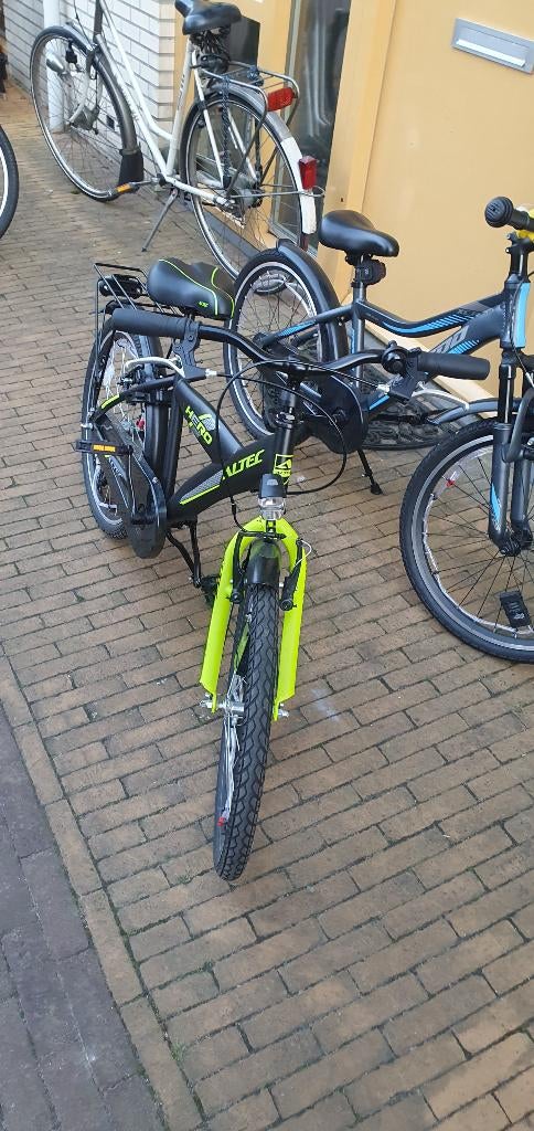 Kinderfiets geel 22 inch, Ophalen, Zo goed als nieuw, 20 inch of meer, Altec