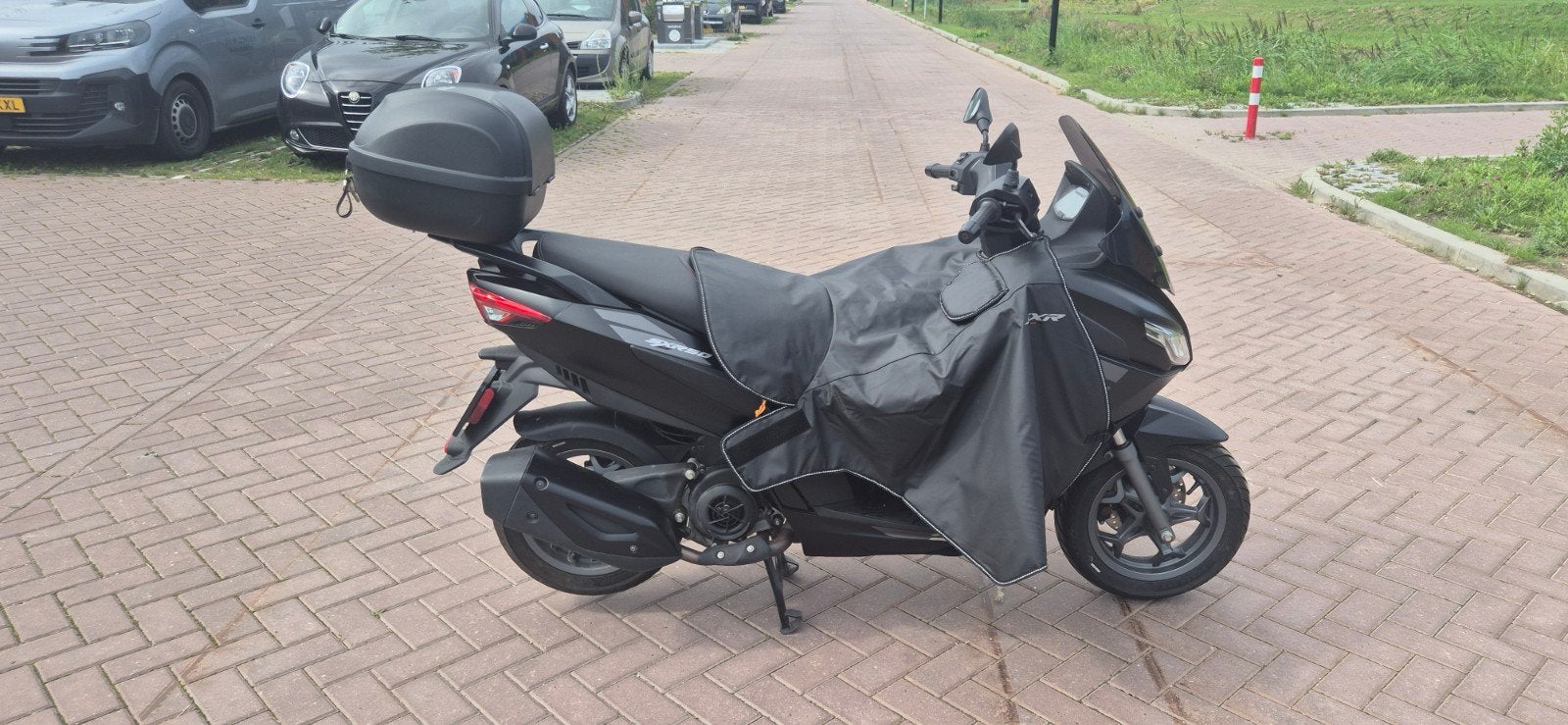 aprilia sxr brom scooter, Fietsen en Brommers, Ophalen of Verzenden, Overige typen, Aprilia