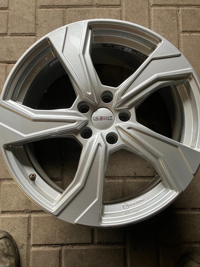 Auto velg, Auto-onderdelen, Banden en Velgen, Gebruikt, Velg(en), 235 mm, Personenwagen
