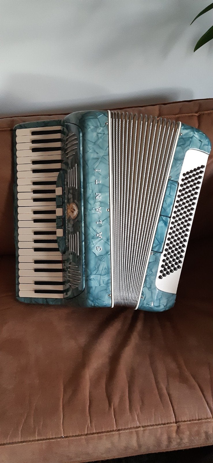 Galanti 120 bas accordeon, Muziek en Instrumenten, Ophalen, Gebruikt, 120-bas, Overige merken