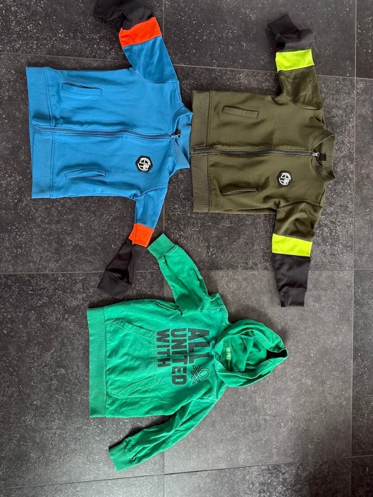 Kinderkleding pakket maat 110/116, vestjes en hoodie, Ophalen of Verzenden, Zo goed als nieuw, Maat 110