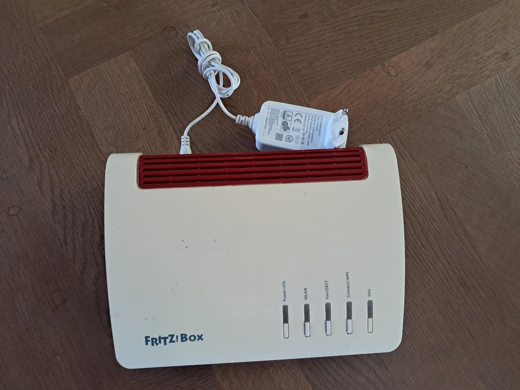 Fritz!Box 7590 Internet router, Computers en Software, Routers en Modems, Ophalen of Verzenden, Gebruikt, Router met modem, AVM FRITZ!Box