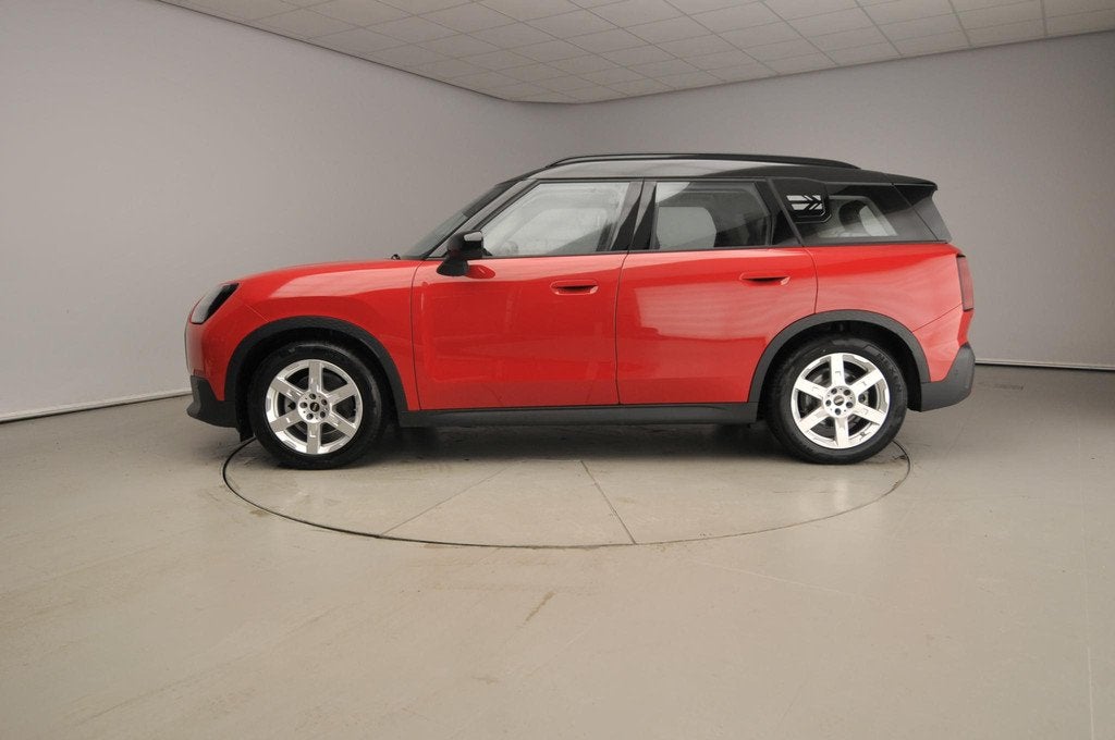MINI Countryman E Classic / Driving assist / LED / Park assi, Auto's, Stof, Countryman, Met garantie (alle), 204 pk