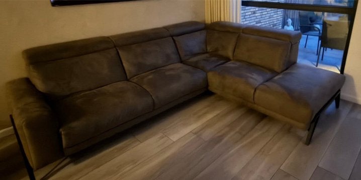 Hoekbank Tycan van Henders en Hazel bruin met designpoten, Huis en Inrichting, Ophalen, Gebruikt