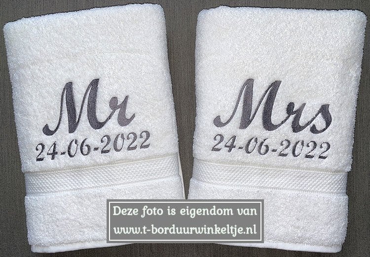 Douchelakens geborduurd met Mr & Mrs, Overige kleuren, Overige merken, Handdoek, Nieuw