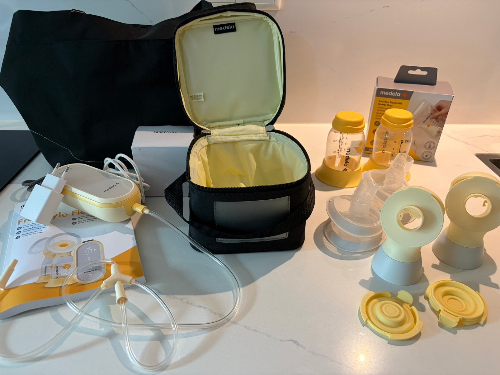Medela Freestyle Flex Elektrische Borstkolf - dubbelzijdig, Ophalen, Zo goed als nieuw, Borstkolf