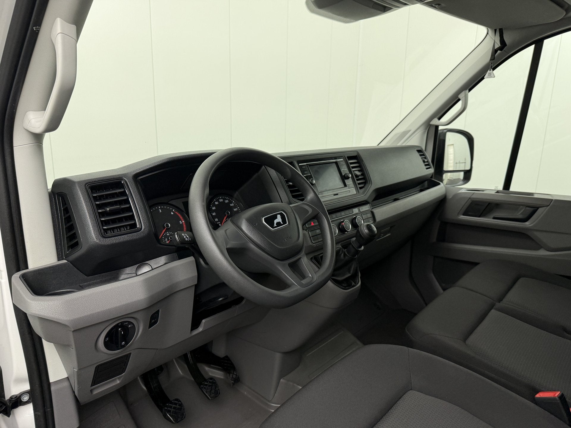 Volkswagen Crafter 140PK Bakwagen+Laadklep | Dakspoiler | Ca, Stof, Gebruikt, 143 pk, Volkswagen