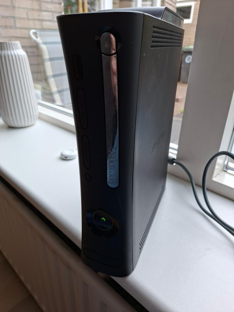Xbox 360 Console met Voeding - Goede Staat, 1 speler, Ophalen of Verzenden, Gebruikt