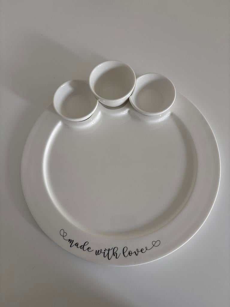 Rivièra Maison serveerschaal met 3 dipbakjes - Made with Lov, Ophalen, Porselein of Keramiek, Schaal, Rond